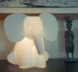 olifant in de kamer